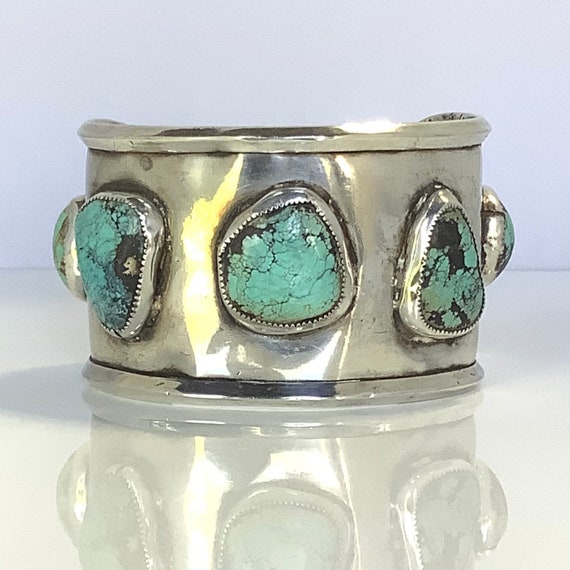 Large Vintage 1940/'s Wide Silver Plated Cuff Decorated With Raised Rose Pattern /& With A Large Applied Faux Turquoise Center Piece Statement