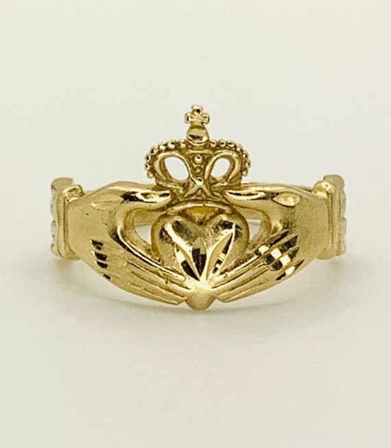 Vintage 14K Gold Irish Claddagh Ring Love Promise 