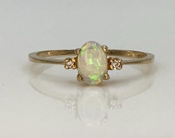 14K Opal & Diamonds Dainty Sparkling Ring Size 6