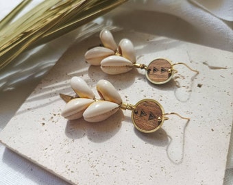 Boucles d'oreilles coquillages et bois de noyer