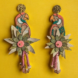 Parrot earrings in wood and cork image 7