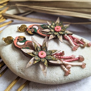 Parrot earrings in wood and cork image 6