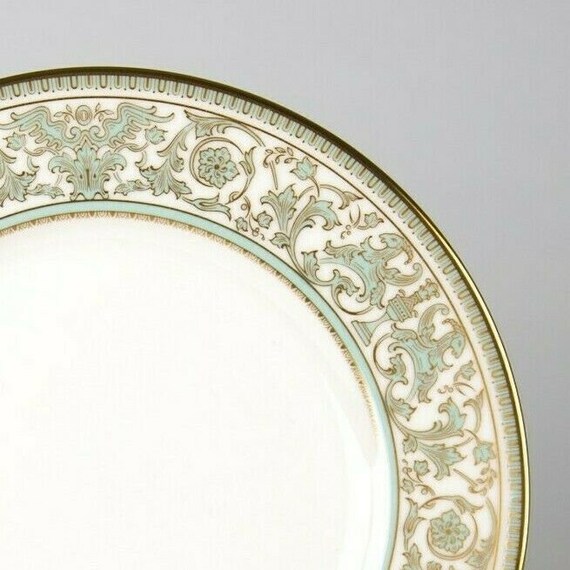 Gorham Lorenzo di Medici Ivory Green and Gold floral rim dinner plate 10 5/8" 