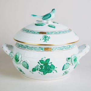 Herend Chinese Bouquet Green Bean Pot & Lid Bird Finial #25 Vintage Porcelain Hungary