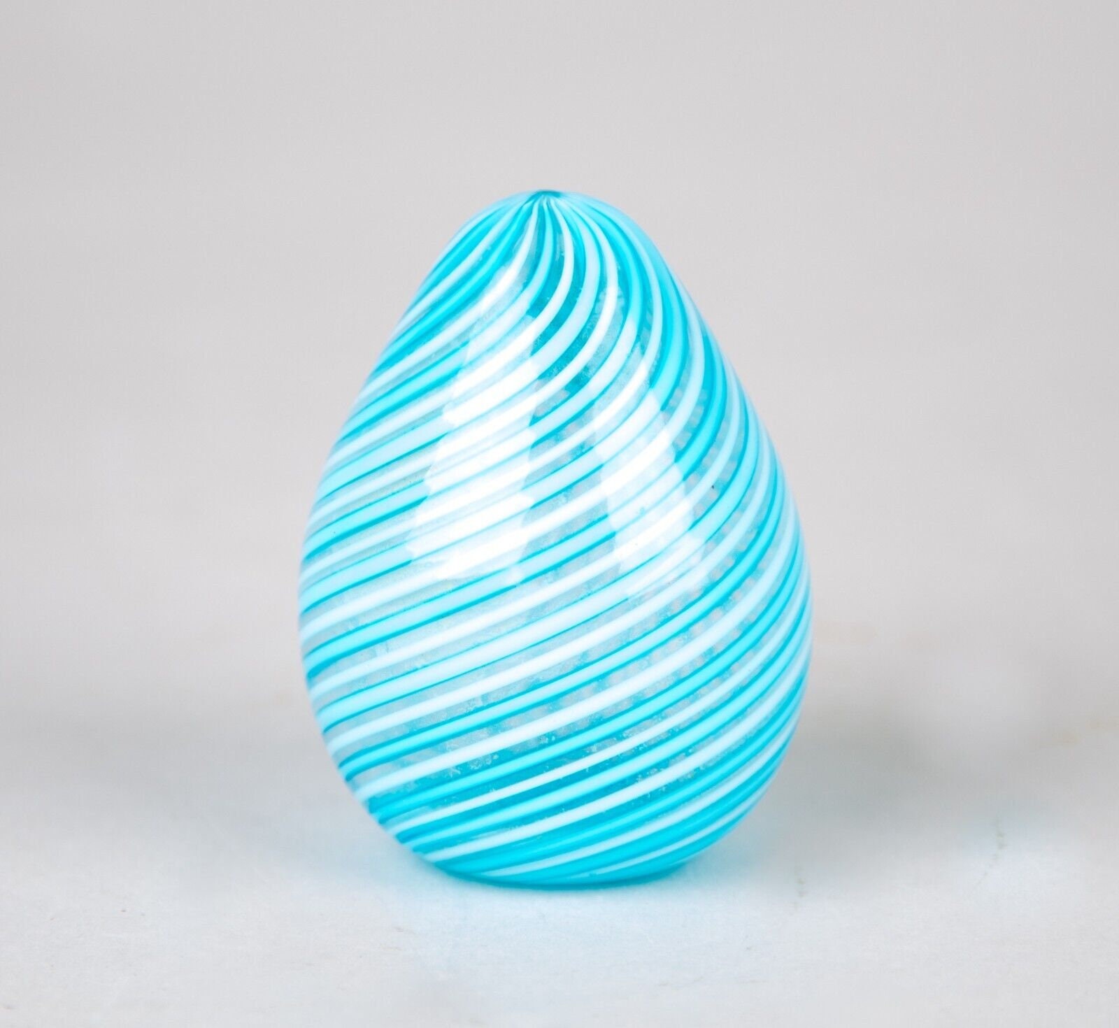 Vintage Murano Blown Art Glass Blue Swirl Egg Paperweight Original