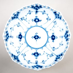 Royal Copenhagen Blue Fluted Half Lace Round Compote #1023 Vintage Denmark