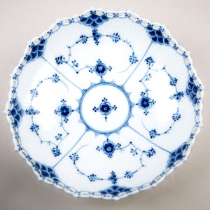 Antique Royal Copenhagen Blue Fluted Full Lace Cake Plate Shallow Bowl #1018