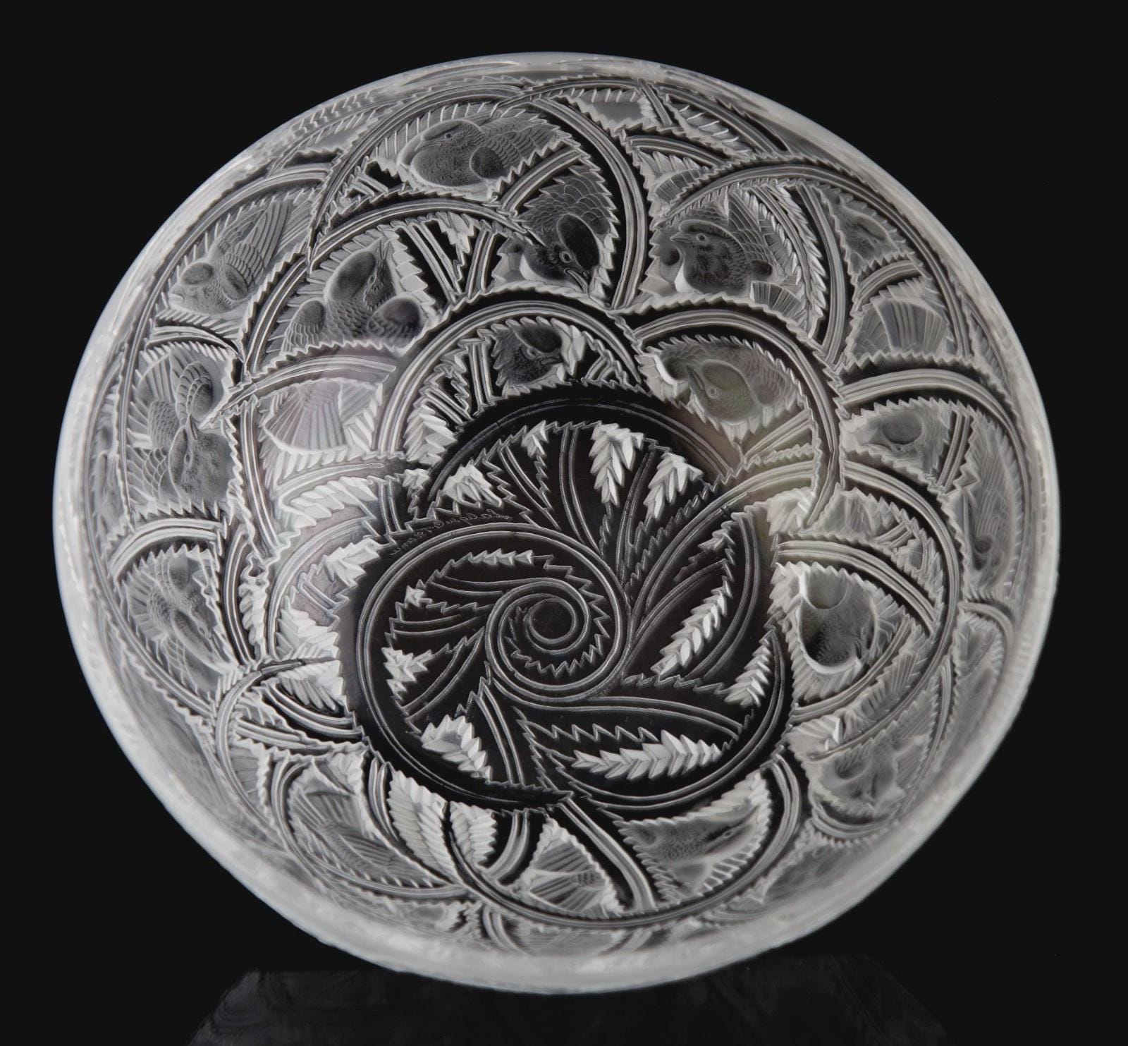 Lalique Pinson Round Bowl 9