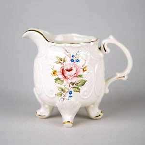 Crown Dorset Staffordshire Footed Creamer Rose Pattern Vintage Inglaterra