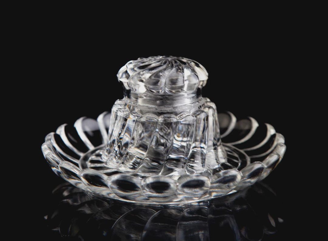 Antique Baccarat Bambous Swirl Round Glass Inkwell ***imperfect