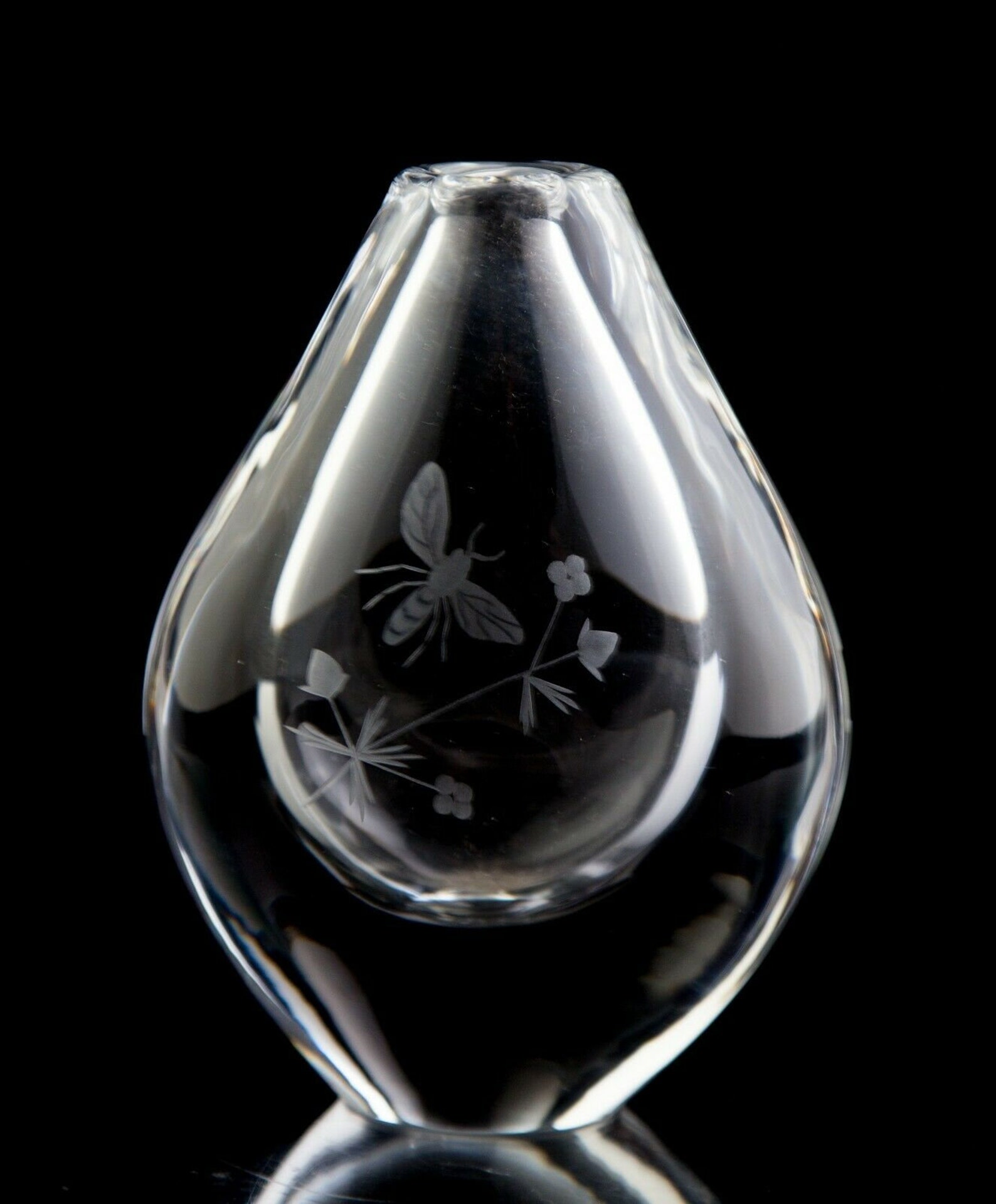 Orrefors Crystal Bud Vase Vintage Art Glass Sweden Etched Bee Etsy