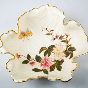 Antique Royal Worcester Porcelain Hand Painted Floral Leaf Shape Bowl England c.1883