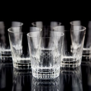 Vintage Old Fashioned Gläser Set mit 6 Vertikal Cut Design Elegant Barware