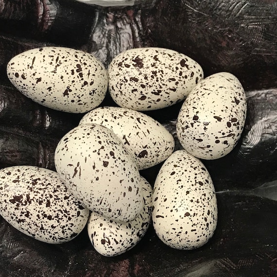 Blue Pack of 20 DZD Small Speckled Eggs