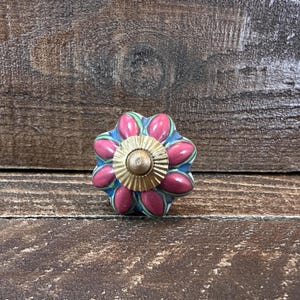 Ceramic Knob, Pumpkin Shape Drawer Pull, Decorative Country Knob, Hand Painted Flower with Gold Apron, KNOB500