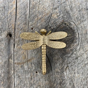 Decorative Dragonfly Cabinet Dresser Knob, Cast Iron Brass Color Drawer Pull MKN349