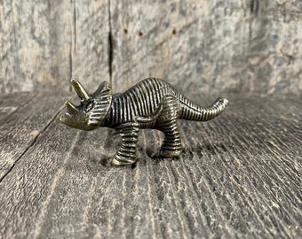Unique Triceratops Dinosaur Kitchen Cabinet Knob, Decorative Pulls, Children's Bedroom Hardware MKN335