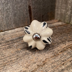 Keramikknopf, Schubladenknäufe für Schränke Heimwerker, kleine Kürbisform Knöpfe Antik Weiß & Schwarz