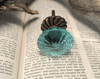 Blue Glass Knob, Vintage Style with Antique Brass Apron, Decorative Furniture Pull Glass Hobnail Knob Home Improvement Hardware DIY Supplies