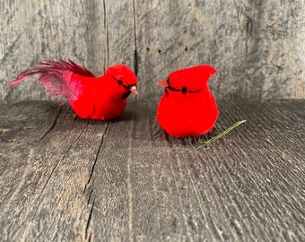 Oiseau décoratif, Chapellerie Faux Cardinal Bird, Fourniture d'artisanat de faux chapeau d'oiseau, Fourniture de couronne d'arrangement de fleurs, Chapellerie Red Bird