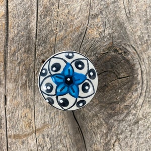 Blue & White Poppy Ceramic Knob, Ceramic Pull, Decorative Drawer Pull, Furniture Upgrade Cabinet KNOB 704