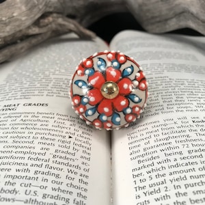 Ceramic Knob, Hand Painted Drawer Pull, Decorative Country Round Knob, Flower Design with Gold Apron, Furniture Replacements Knob Pulls