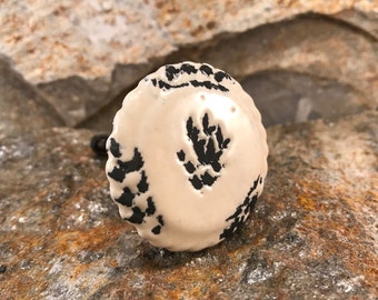 Ceramic Knob, Farmhouse Shabby Chic Decorative Drawer Pull, Cabinet Replacement Knobs, Black and White Home Improvement Hardware