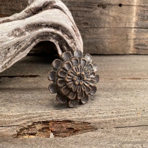Cast Iron Knob, Flower Shape, Metal Dresser Drawer Pulls, Knobs and Pulls, Cabinet Replacement Knob, Large Flower Bronze Metal Knob