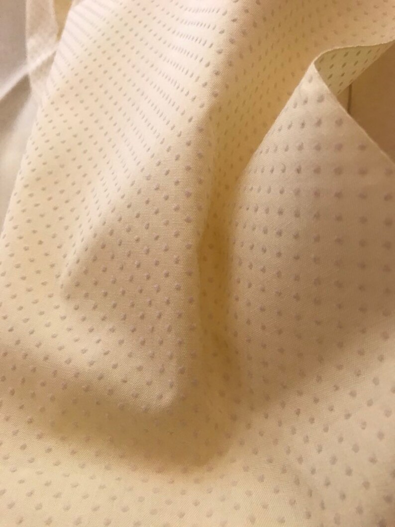 Mellow Yellow Dots