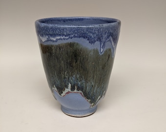 Vaso in ceramica fatto a mano: ceramica tornita con smalto blu