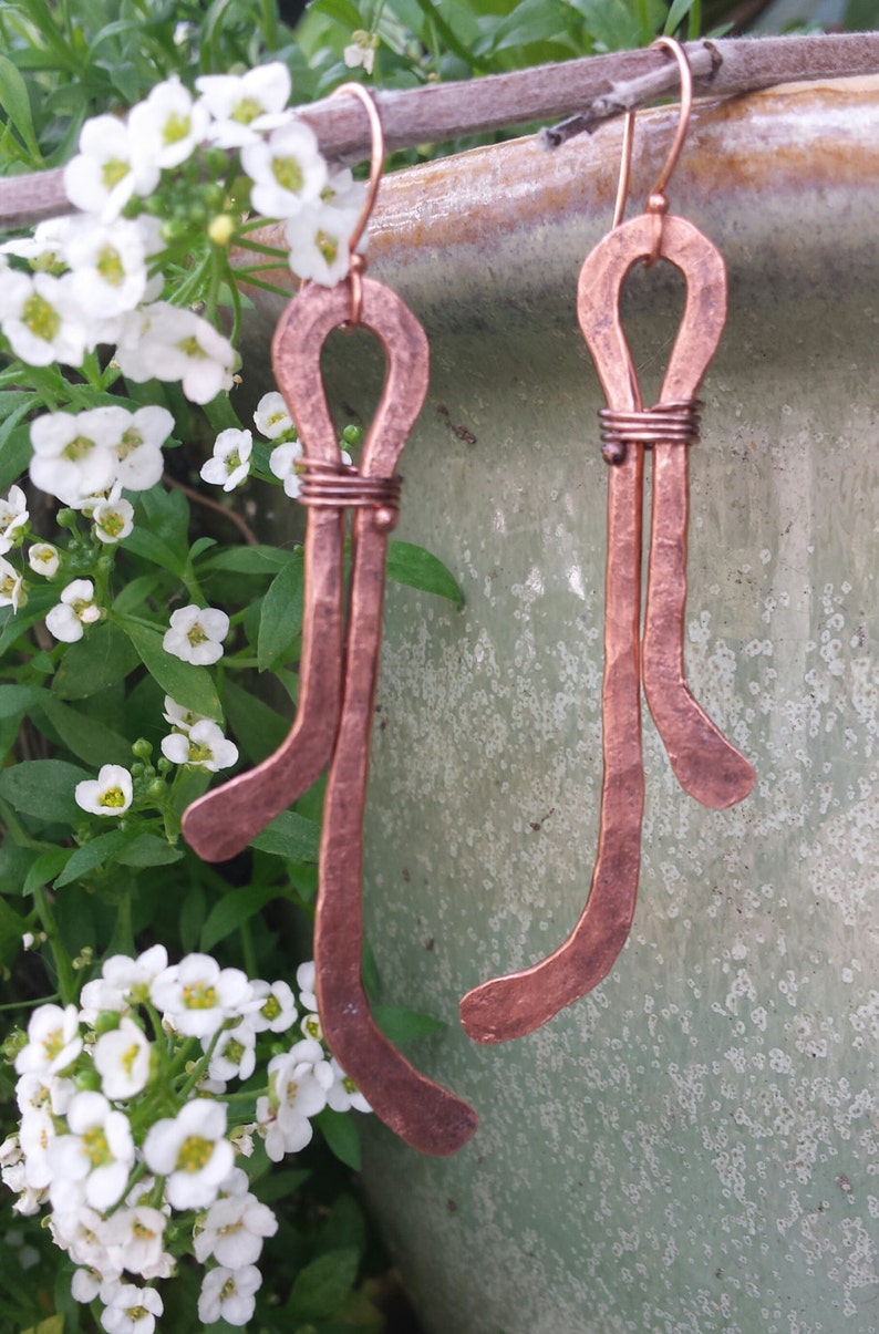 Hammered copper dangle earring Etsy