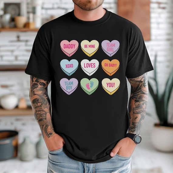 Gender Reveal | Pink Or Blue Daddy Loves You T-Shirt For Dad Gender Reveal | Pink Or Blue Daddy Loves You T-Shirt For Dad