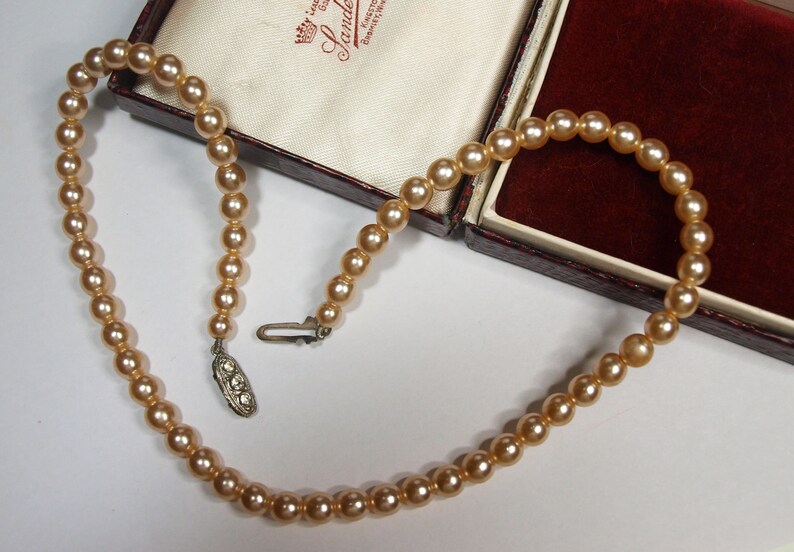 Vintage Single Strand Faux Pearl Necklace
