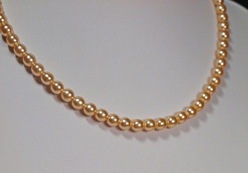 Vintage Single Strand Faux Pearl Necklace