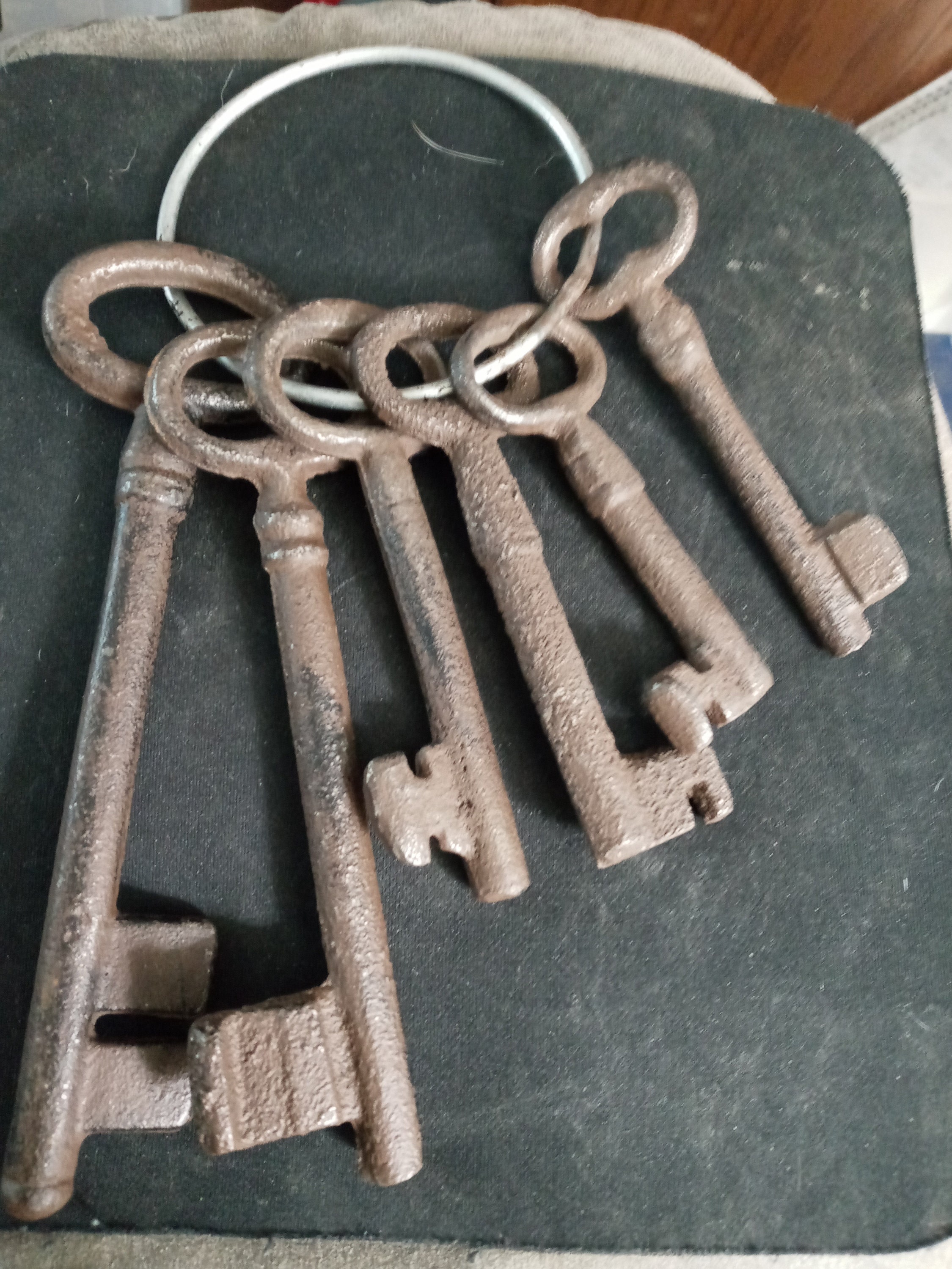 UDLTD Cast Iron Jailers Key Ring