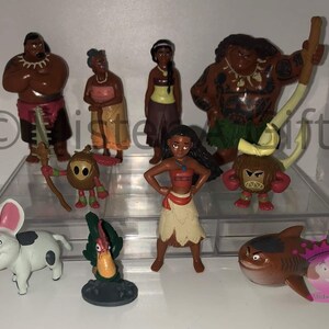 Mister A Gift DISNEYS MOANA set of 10 plastic Cake Toppers