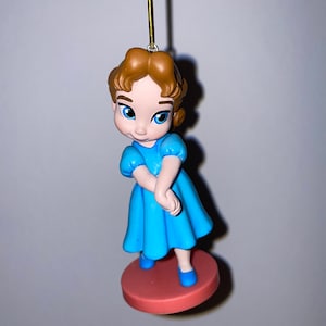 Disney Store Animators Wendy from Peterpan Children&#39;s Characters Christmas Tree Decoration