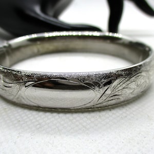 Vintage Sterling Silver Etched Floral Hollow Hinged Slide Bar Bangle Bracelet ~ Classic Etching ~ Her Birthday!