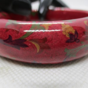 Bransoletka ceramiczna Vintage Rust: ręcznie malowany wzór kwiatowy