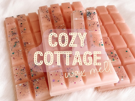 Highly Scented Wax Melt: Cozy Cottage, Warm and Sweet Scent, Cozy