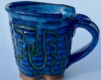 Blue labyrinth mug