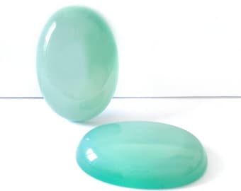 Gemstone cabochons green agate, 25 x 18 mm, green
