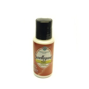 Puede incluir: Una pequeña botella cilíndrica con tapa negra y base blanca. La etiqueta presenta el texto "Swellegant Prep Surface Preparation" en una fuente estilizada, con colores marrón y crema.