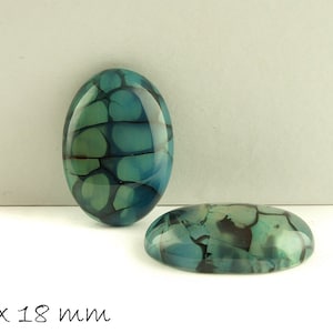 Gemstone cabochon, agate, dragon vein, 25 x 18 mm, blue-black