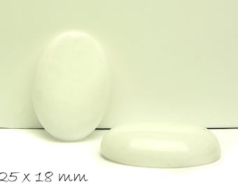 1 Stk Cabochons, weiße Jade, 25 x 18 mm