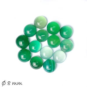 Gemstone cabochons, green agate, 8 mm