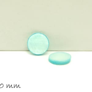 Cabochons, mother of pearl, light blue, 10 mm