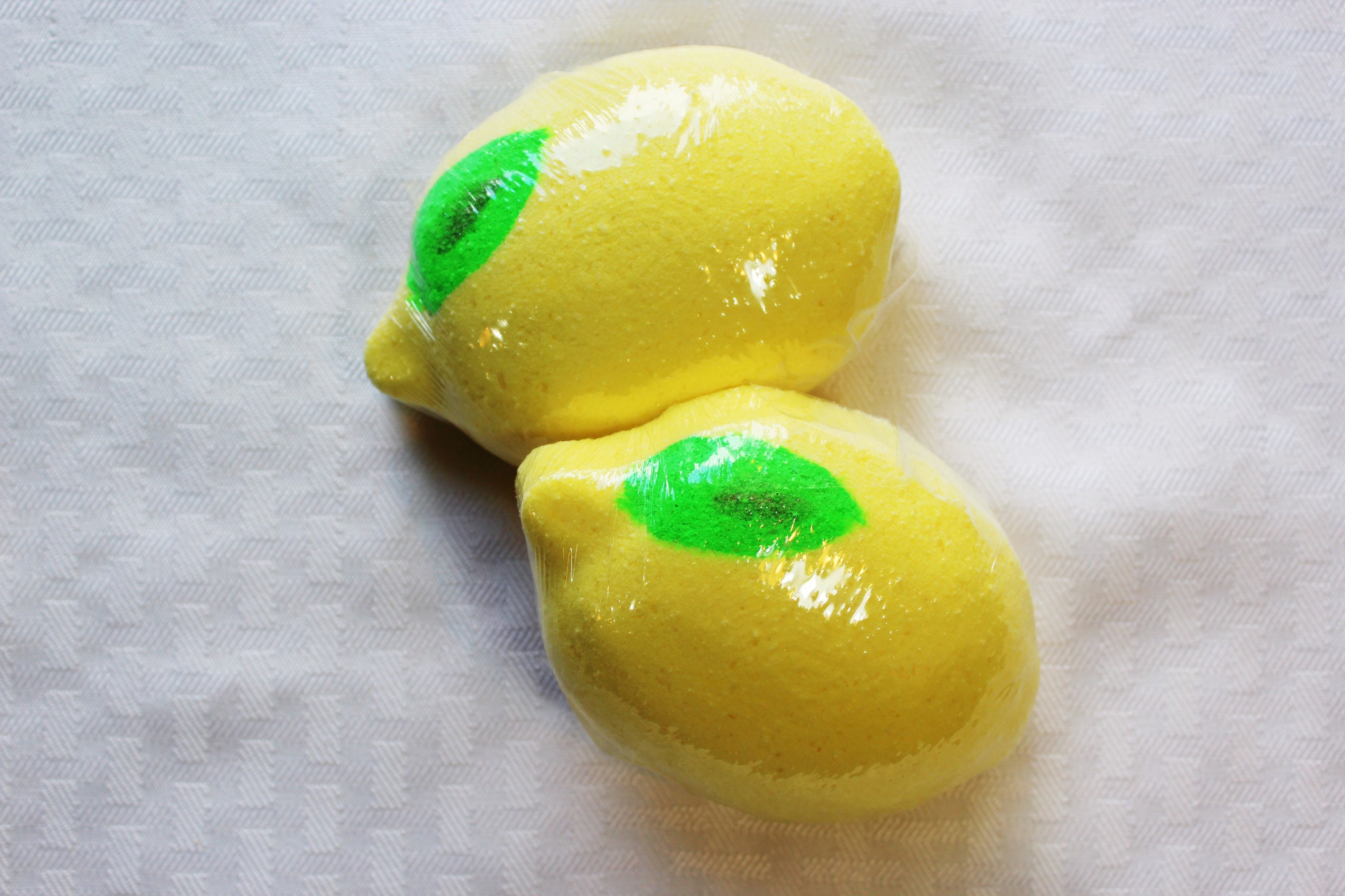 Meyer Lemon Fresh Lemon Bath Bomb // Bath Fizzy // Lemon Bath Etsy
