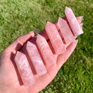 Rose Quartz Crystal Point (Qty: 1)