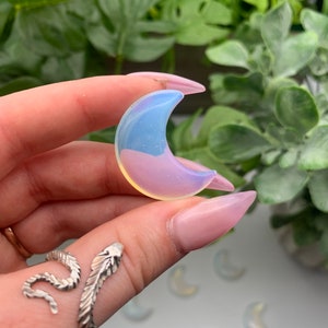 Opalite Carved Crescent Moon Qty: 1 image 4